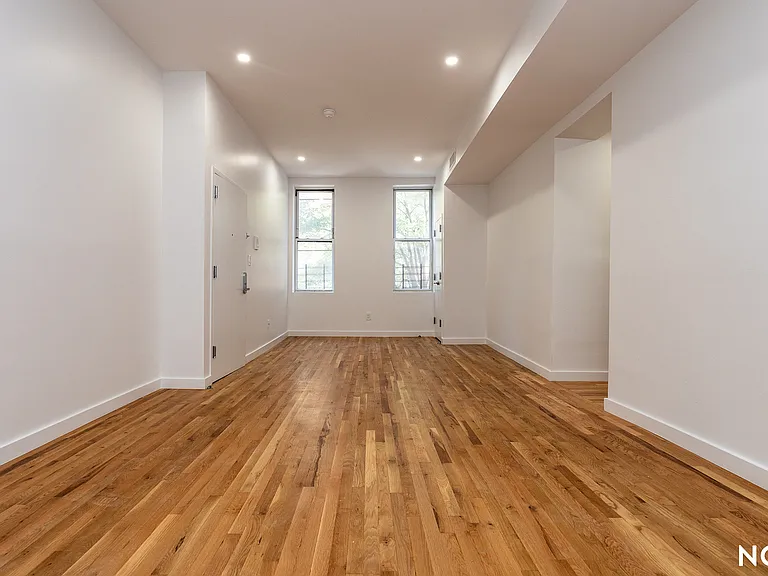 160 Johnson Ave #2A — Photo 15