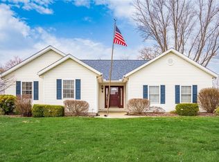 3785 Greengold Dr, Zanesville, OH 43701