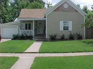 1008 E Locust St, Springfield, MO 65803