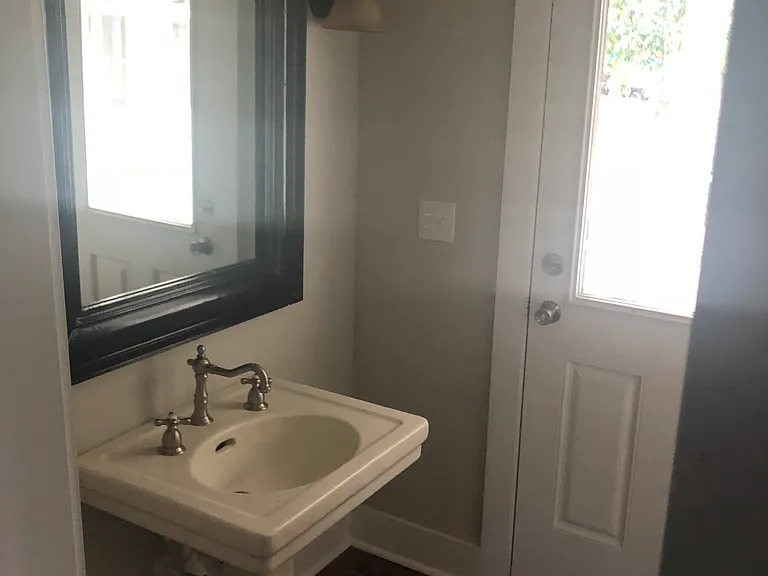 307 May St — Photo 7