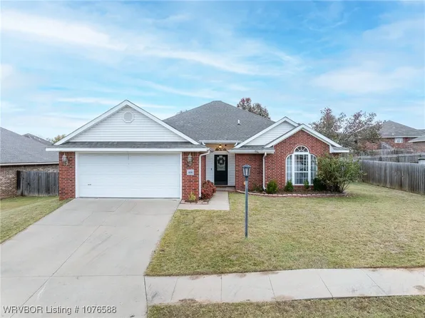 416 Crystal Vw, Van Buren, AR 72956