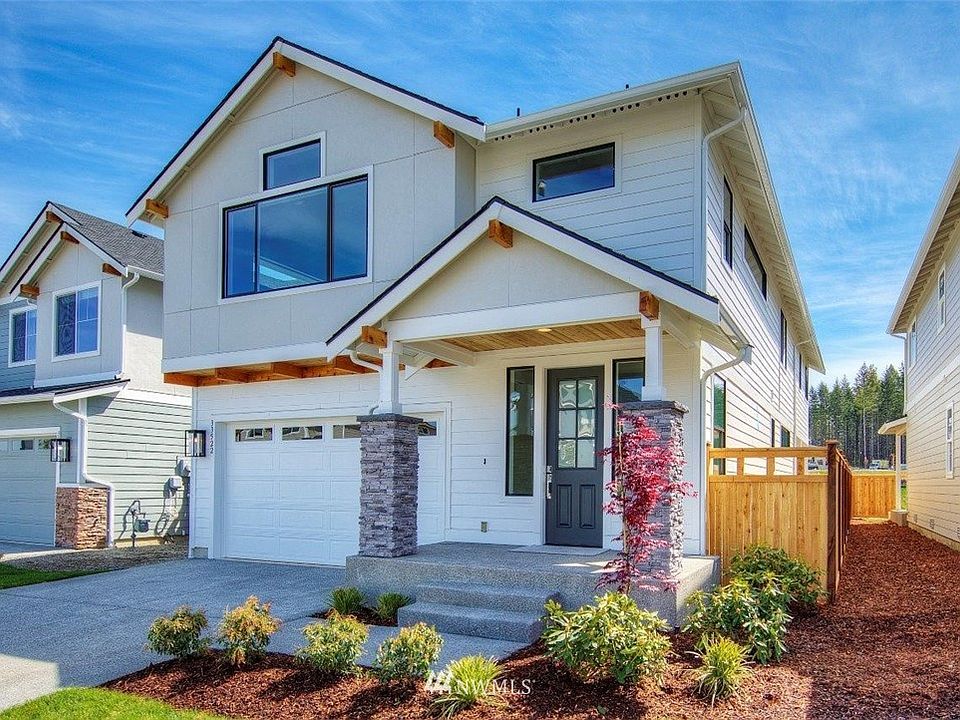 Picture of previously completed home and is for illustrational purposes only. Actual plans and specs may vary. Some features may be considered upgrades. 