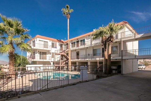 1st image of 571 Burkemo Ln APT 8