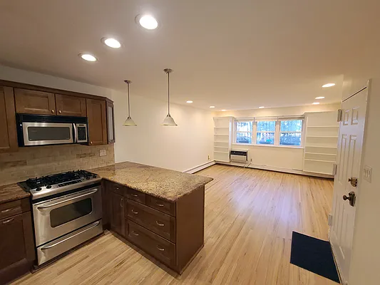 Rented by Oxford Property Group | media 15