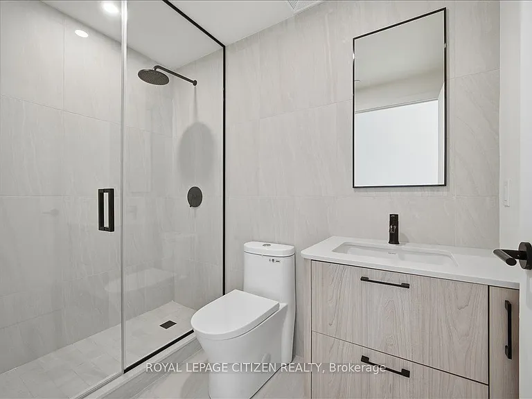 109 Erskine Ave #1602 — Photo 4
