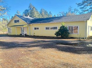 31582 Fox Hollow Rd, Eugene, OR 97405