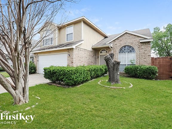 2nd image of 5324 Manhassett Dr