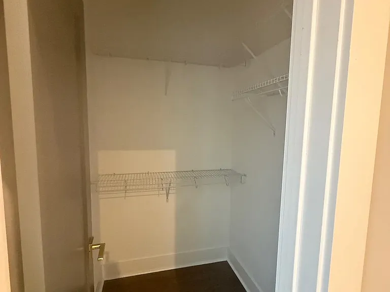 581 Jamestown — Photo 20
