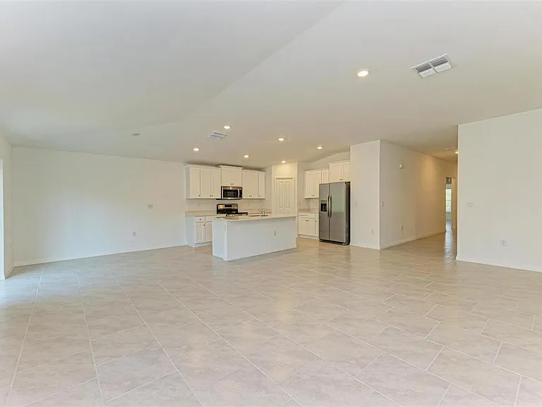 23444 Steeple Ave — Photo 7