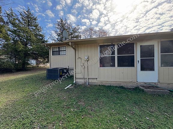 3rd image of 703 Winchester St #705