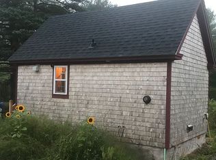 40 Lavender Ln, Waldoboro, ME 04572