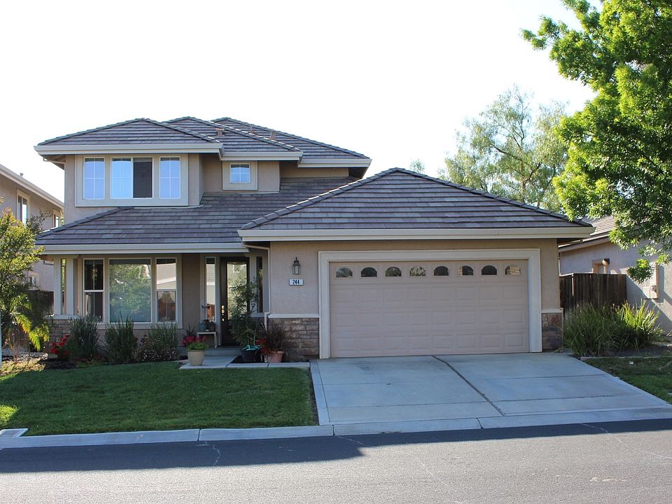 1st image of 244 Cumberland Way