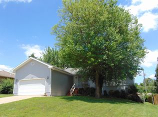 2585 W Village Ter, Springfield, MO 65810