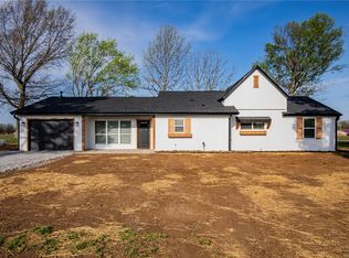 23269 W Highway 72, Gravette, AR 72736
