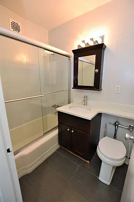 Rented by Merit Group & Associates | media 32