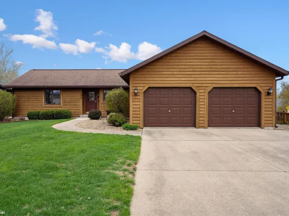 1814 S 3rd Ave, Marshalltown, IA 50158