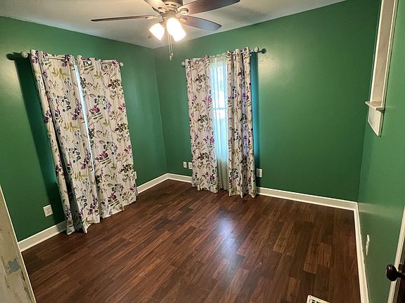 4th image of 403 Butler St