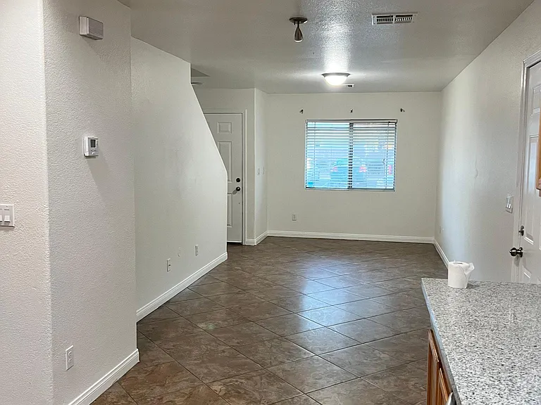 5168 Starter Ave — Photo 20