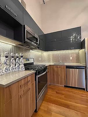 2nd image of 358 Kosciuszko St #209