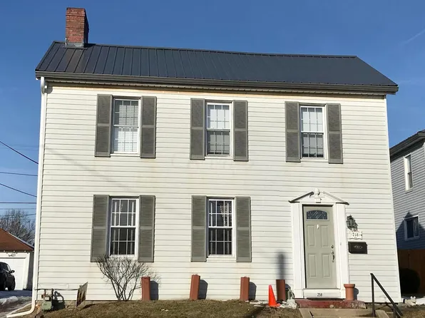 258 E Front St, Logan, OH 43138