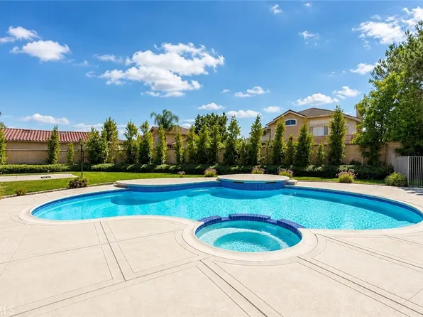 24410 Via Lomas De Yorba E, Yorba Linda, CA 92887