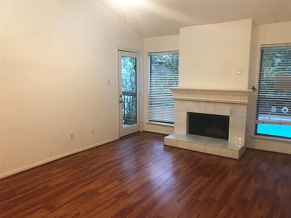 3rd image of 10053 Westpark Dr APT 294