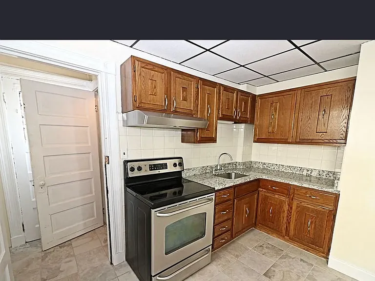 39 Wilshire St #1 — Photo 6
