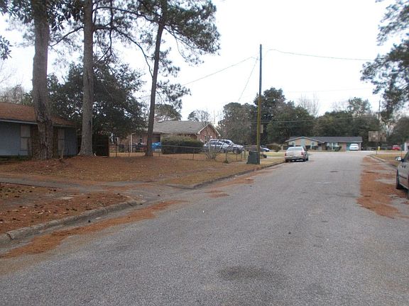 5th image of 609 Durward Dr