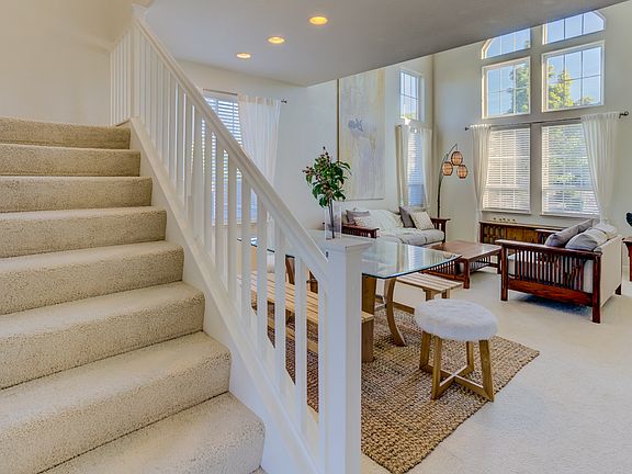 5th image of 2855 Olivewood Ln