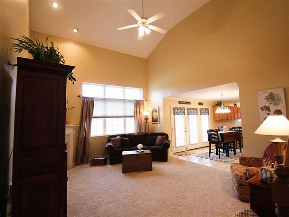 4th image of 2125 Whisper Valley Dr