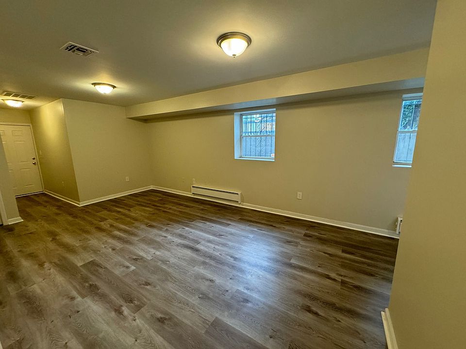 2nd image of 72 9th Ave #1A