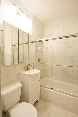 Rented by R New York | media 14