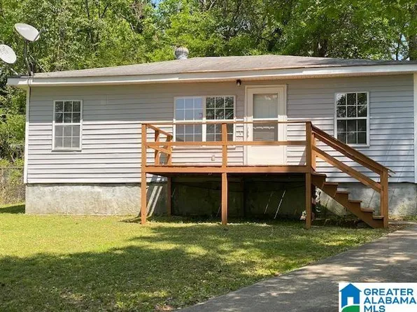1015 Hamm St, Anniston, AL 36201