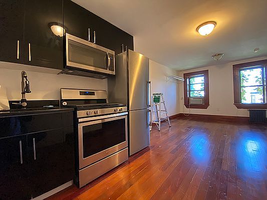 1st image of 513 E 5th St #5BB