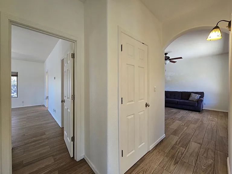 7112 Calientito Loop — Photo 19