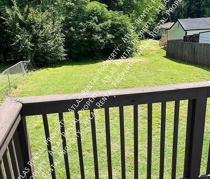 404 Chestnut St — Photo 4