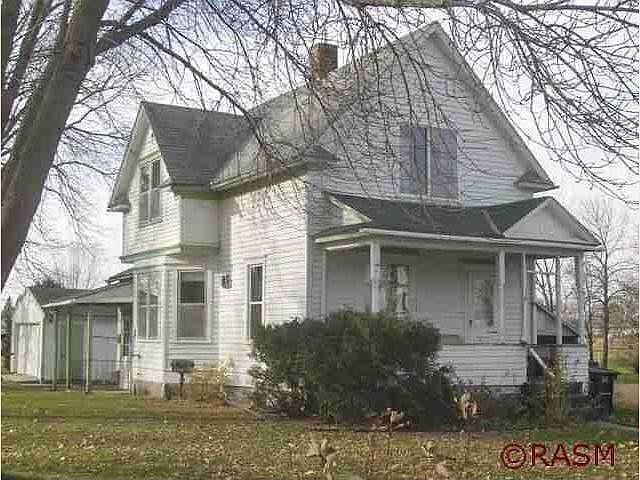 1st image of 108 S Nicollet St