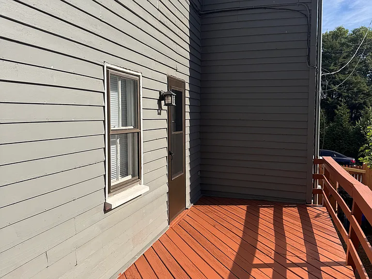 127 E Leicester St — Photo 9