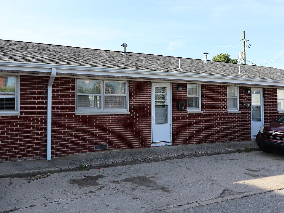 117 S Front St #3