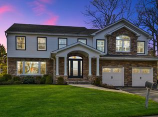 163 E Center St, Midland Park, NJ 07432