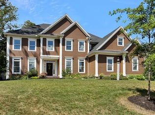 8 Willow Woods Dr, Shrewsbury, MA 01545