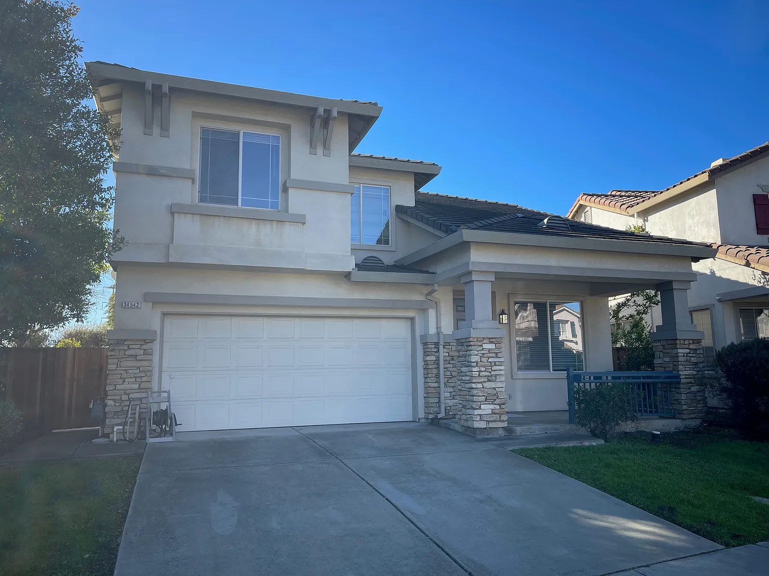 34542 Mahogany Ln photo 1