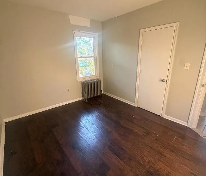 229 Alexander St #2