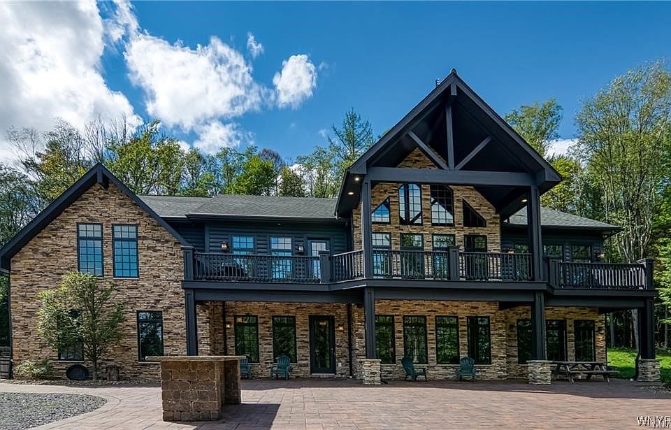 1st image of 6323 Moranda Ln