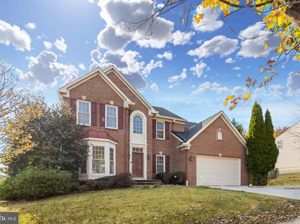 8901 Della Ln, Fort Washington, MD 20744