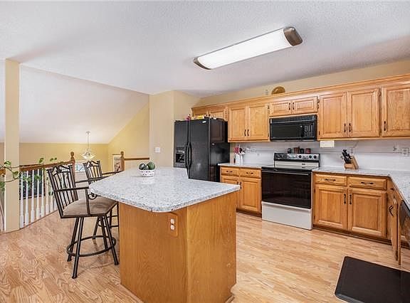 3rd image of 8716 N Wheaton Ct