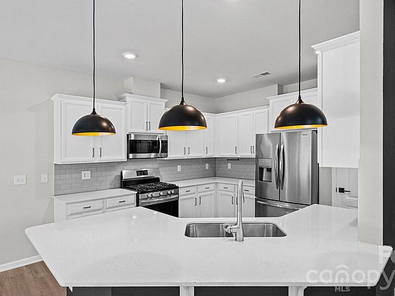 3rd image of 1257 Loggerhead Dr