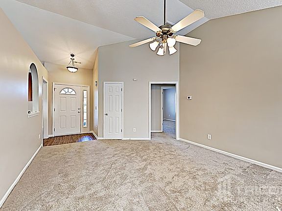 3rd image of 218 Glencroft Dr
