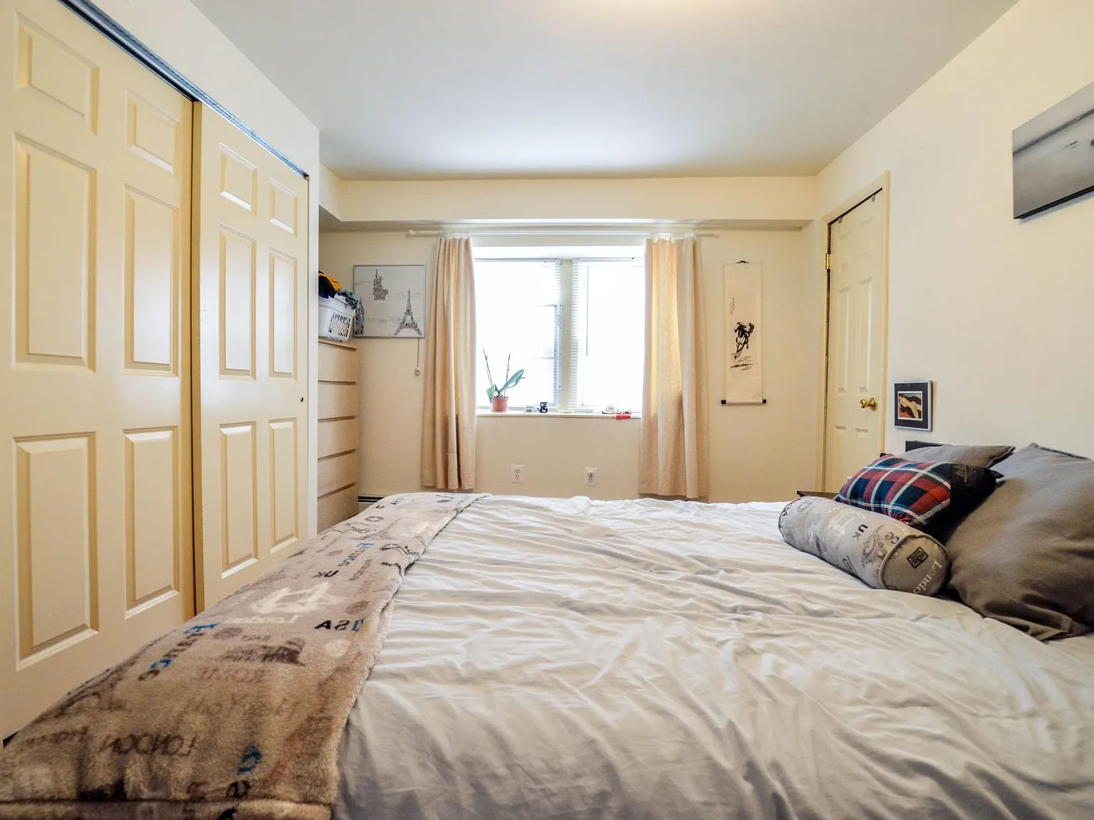 2 bed, 750 sqft, $1,995 — Photo 3