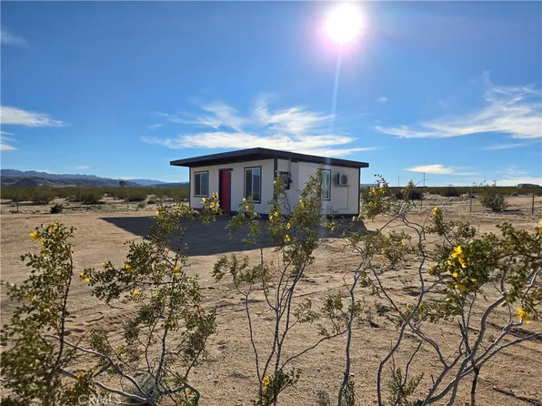 68423 E Rainier Rd, Twentynine Palms, CA 92277